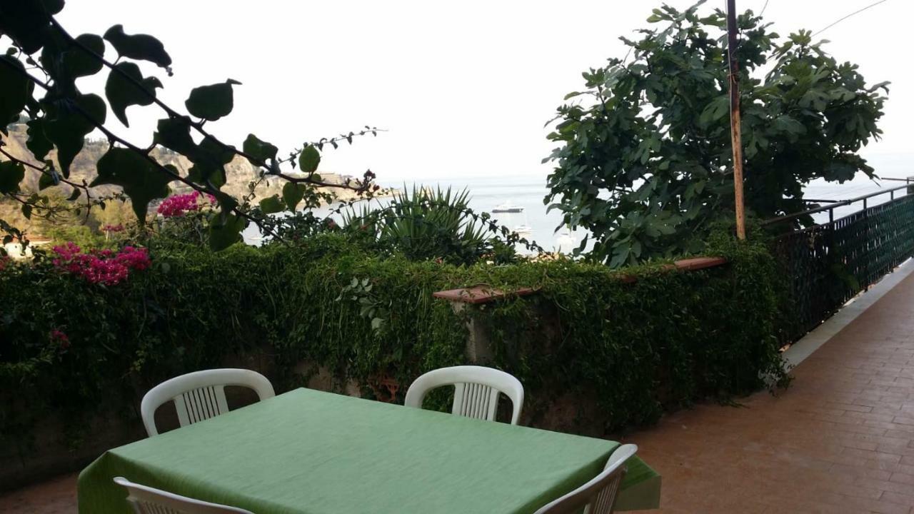 Baia Taormina Apartment Giardini Naxos Exteriér fotografie